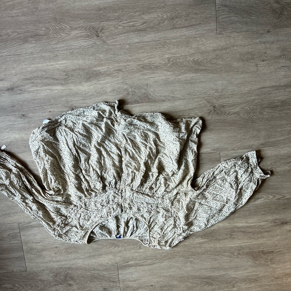 Old Navy Cream Blouse